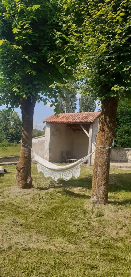 Maison Blanche Cherval Εξωτερικό φωτογραφία