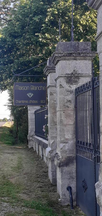 Maison Blanche Cherval Εξωτερικό φωτογραφία